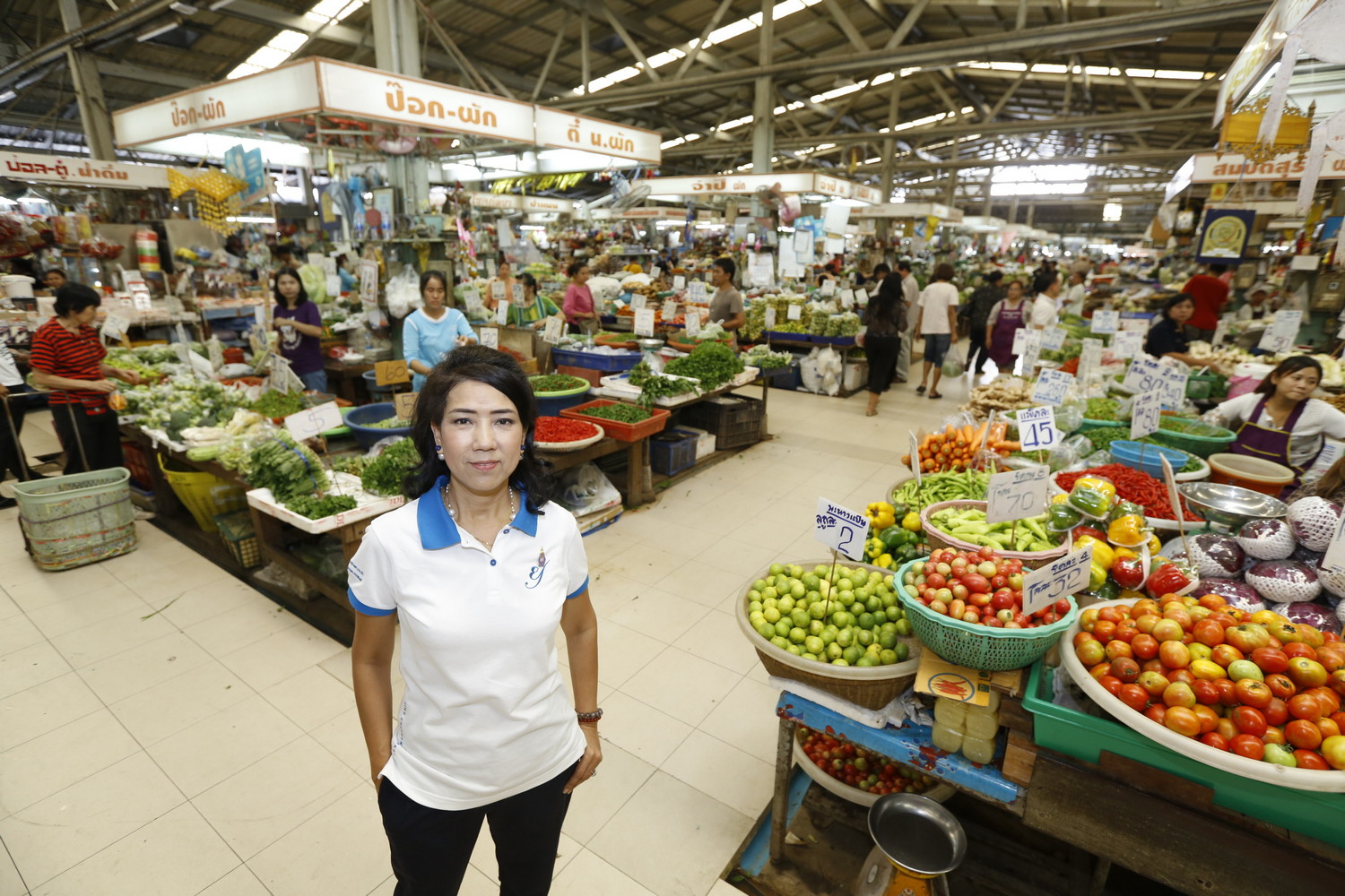 Ying Charoen Market 02